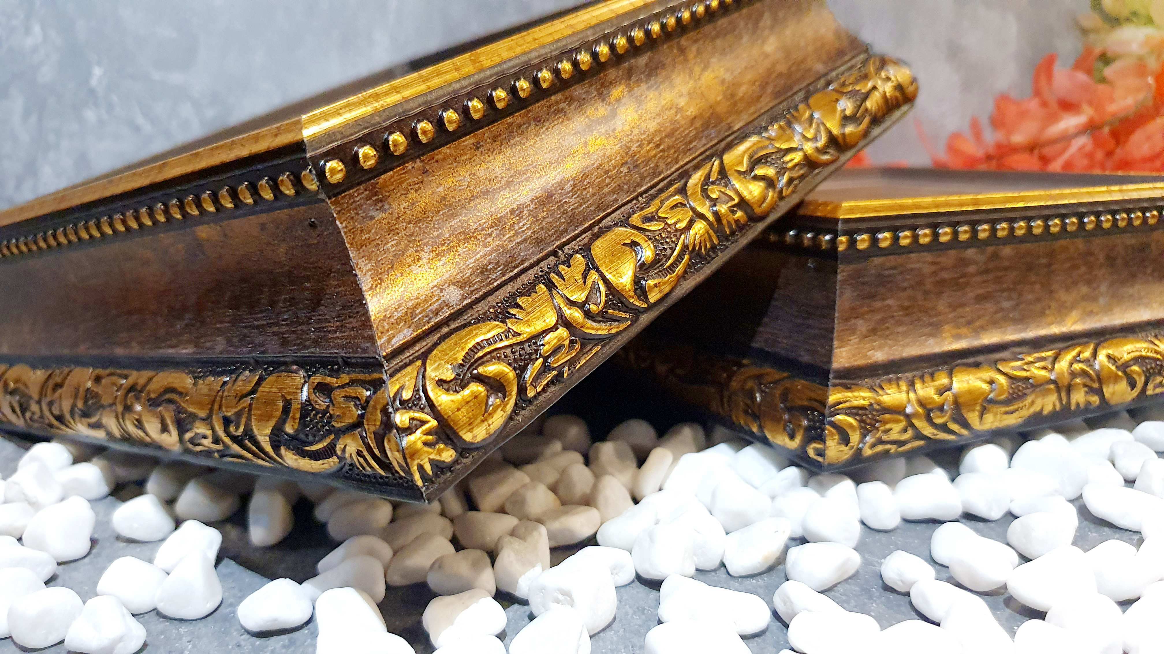 /storage/photos/1/!! Produk Orgonite Djawa/Altar Tatakan Piramida/4.jpg